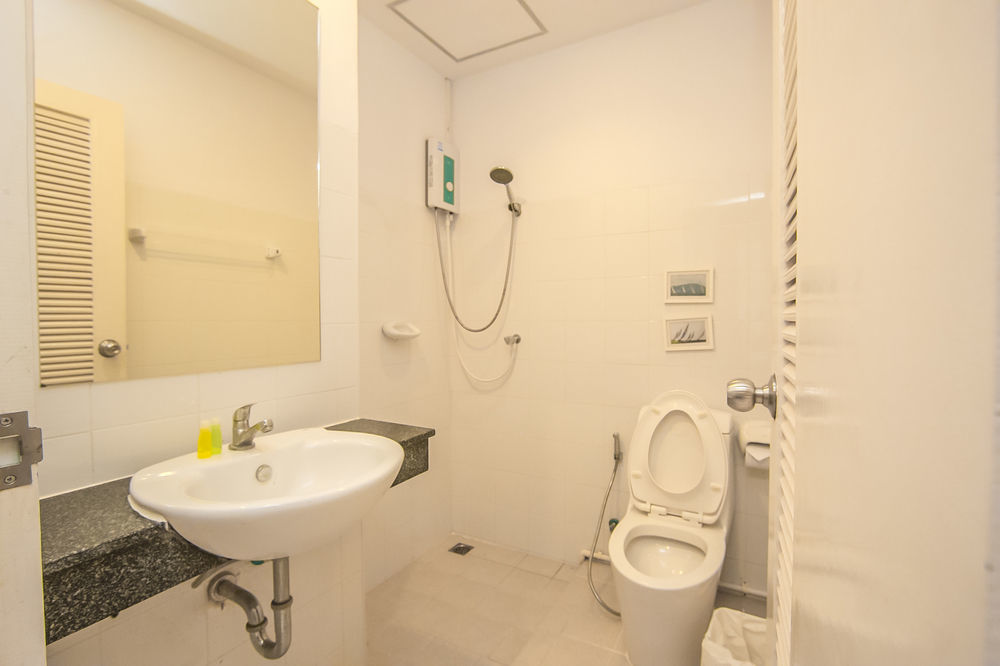 Sugar Ohana Poshtel Phuket Dış mekan fotoğraf