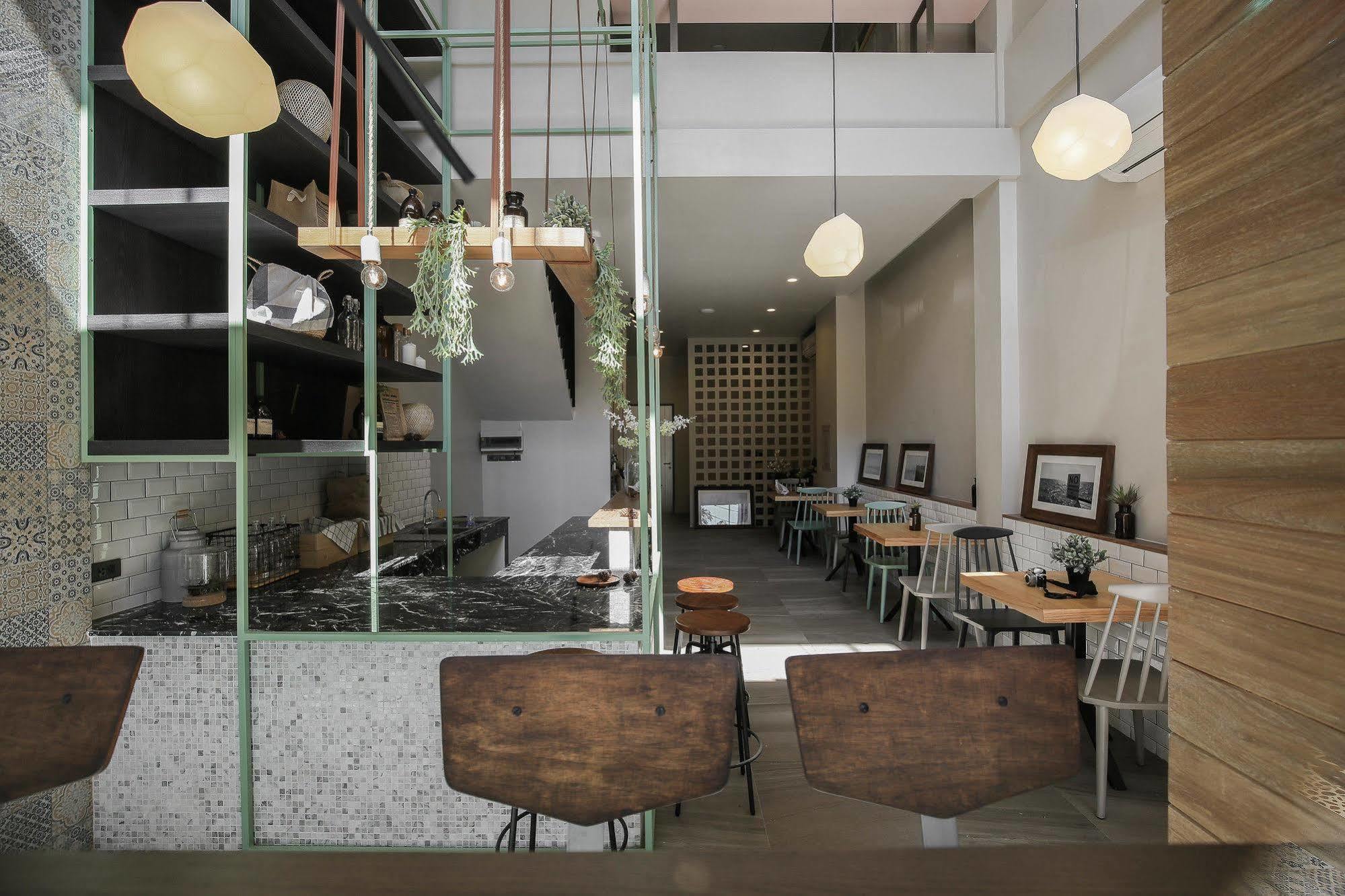 Sugar Ohana Poshtel Phuket Dış mekan fotoğraf